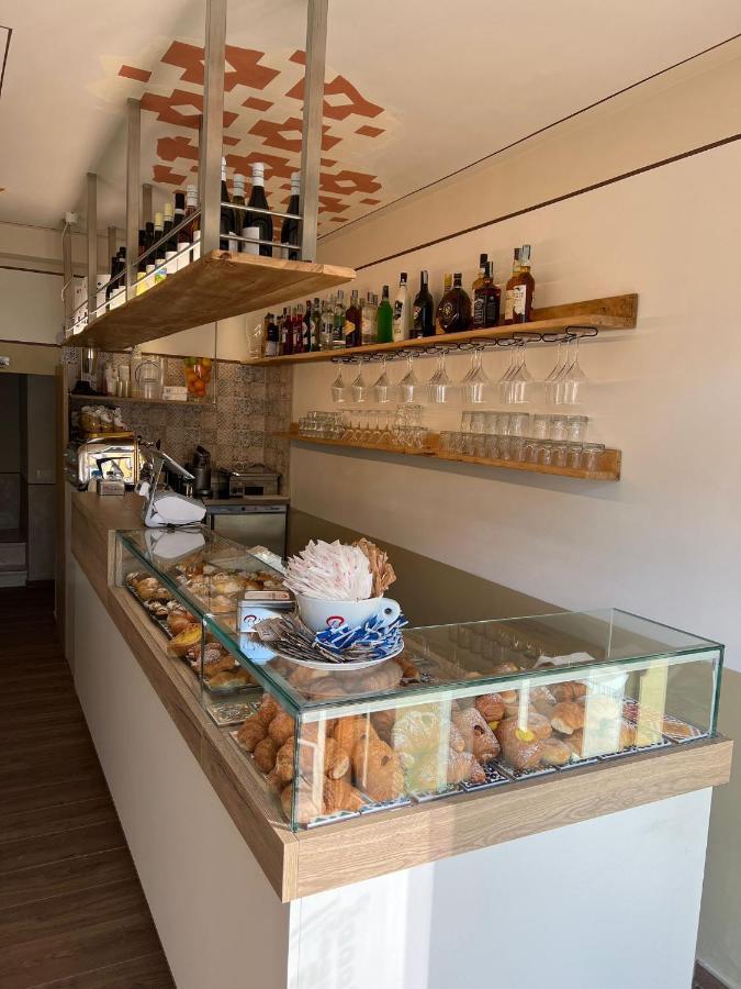 Piazza Del Mercato LʼAquila Zewnętrze zdjęcie